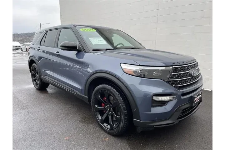 $32495 : Ford Explorer 2021 AWD ST 4d image 2