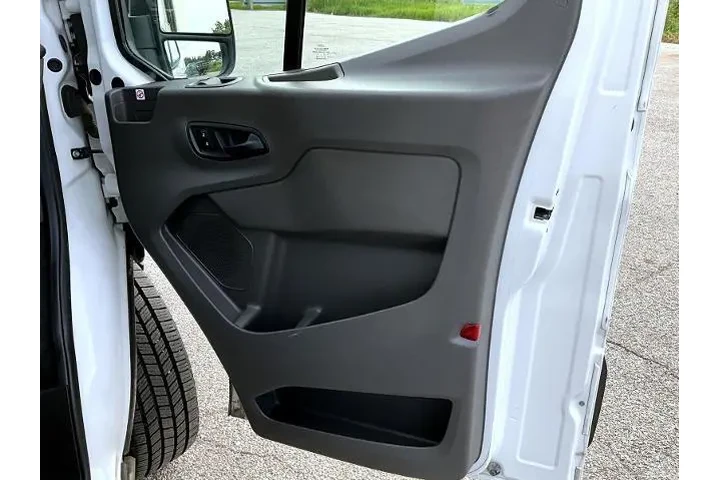 $19495 : Ford Transit 2020 250 3dr LW image 6