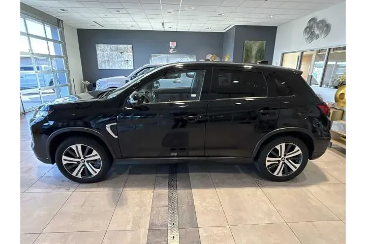 $12800 : Mitsubishi Outlander Sport 2 image 6