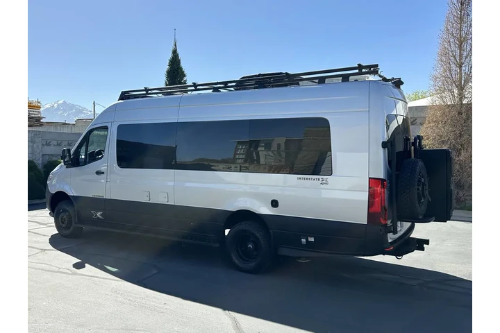$154910 : 2022 Sprinter Cargo Van Airst image 6
