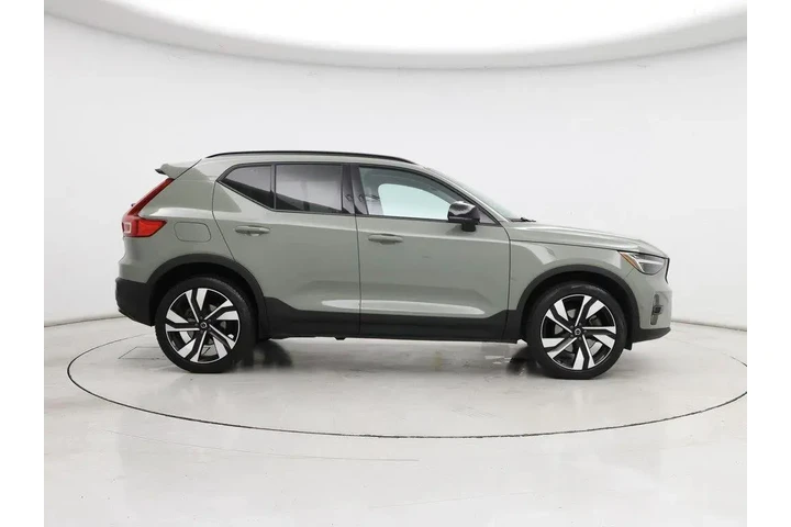 $32998 : Volvo XC40 2024 AWD B5 Plus image 7