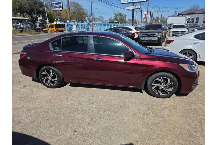 $9900 : 2016 Accord LX image 7