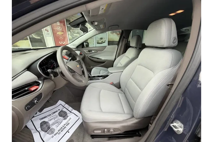 $21999 : 2025 Malibu LT image 10