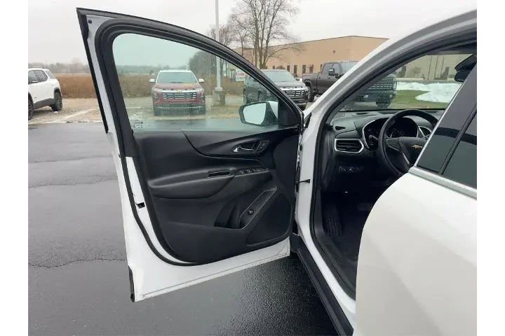 $14994 : Chevrolet Equinox 2020 LT 4d image 2