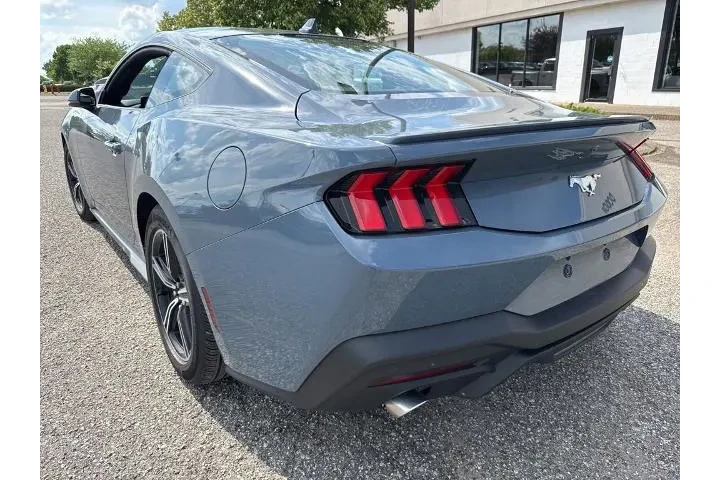$36000 : Ford Mustang 2025 EcoBoost 2 image 8