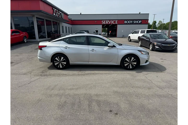 2020 Altima 2.5 SL Sedan image 1