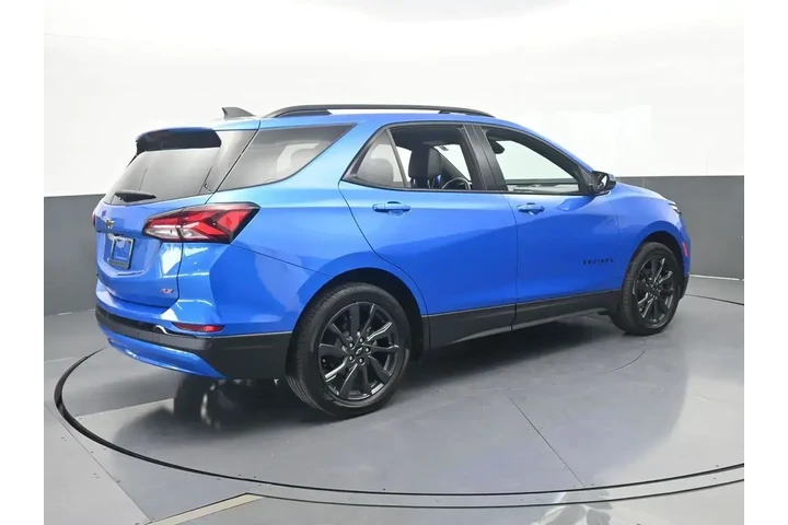 $22721 : Chevrolet Equinox 2024 RS 4d image 6