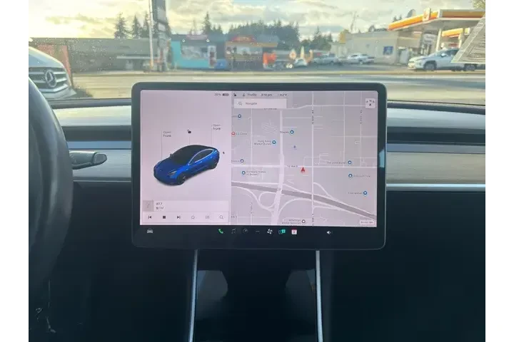 $17999 : Tesla Model 3 2018 Mid Range image 10