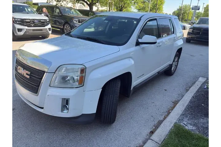 $5977 : GMC Terrain 2015 SLE-1 4dr S image 2