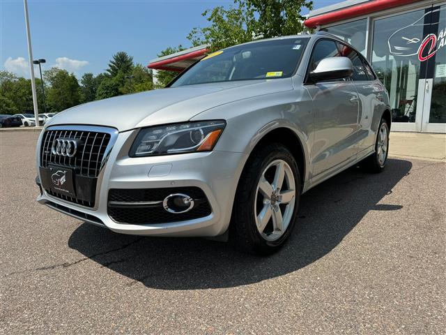 $11498 : 2012 Q5 3.2 Premium Plus image 1