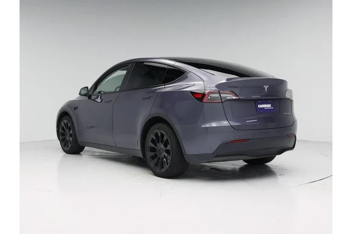 $39998 : Tesla Model Y 2023 AWD Long image 2