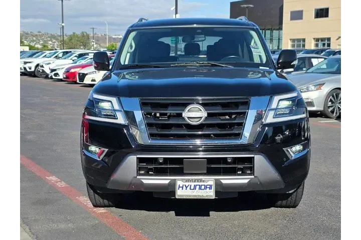 $28698 : Nissan Armada 2023 4x2 SV 4d image 3