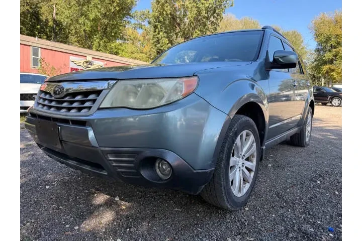 $7995 : 2012 Forester image 2