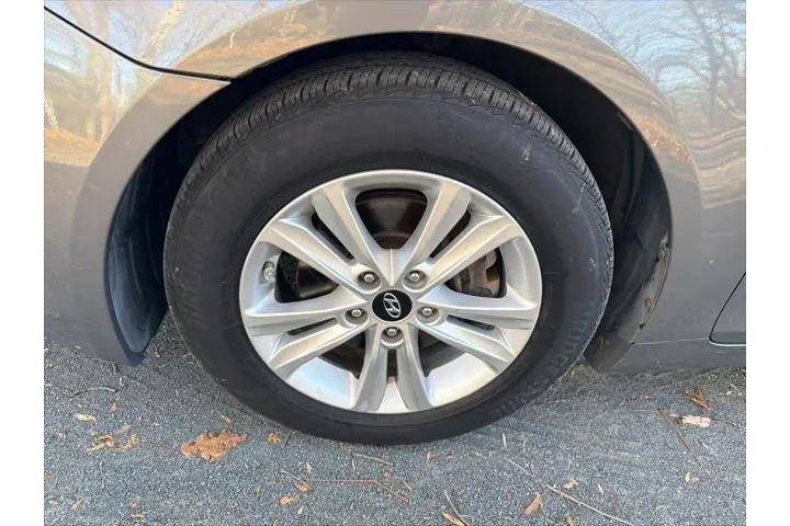 $4999 : Hyundai SONATA 2012 GLS 4dr image 5