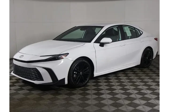 $25893 : Toyota Camry 2025 SE 4dr Sed image 6