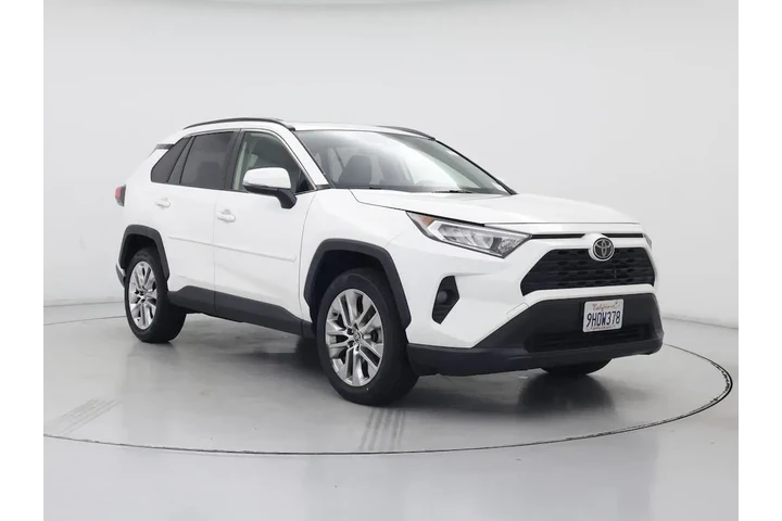 $27998 : Toyota RAV4 2020 XLE Premium image 1