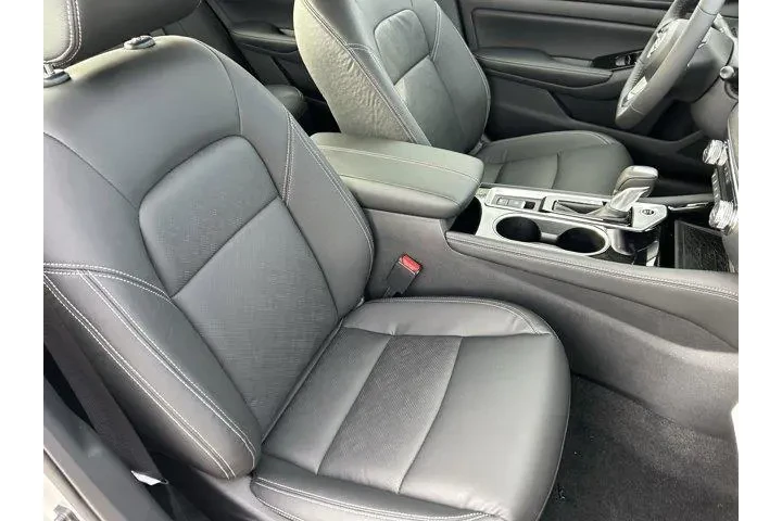 $32835 : Nissan Altima 2025 2.5 SL 4d image 10