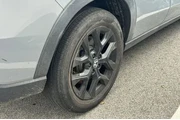 $26999 : Honda HR-V 2024 AWD Sport 4d thumbnail