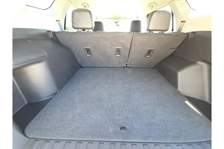 $19900 : GMC Terrain 2024 AWD SLT 4dr image 9