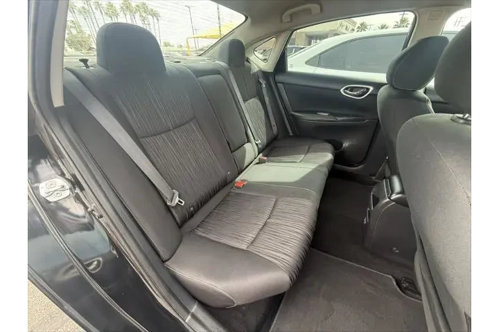 $9999 : Nissan Sentra 2018 S 4dr Sed image 9