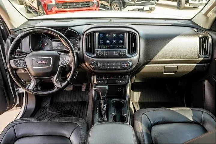 $28324 : GMC Canyon 2021 4x4 AT4 4dr image 7