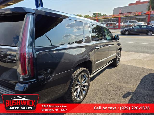 $34995 : Used 2019 Escalade ESV 4WD 4d image 4