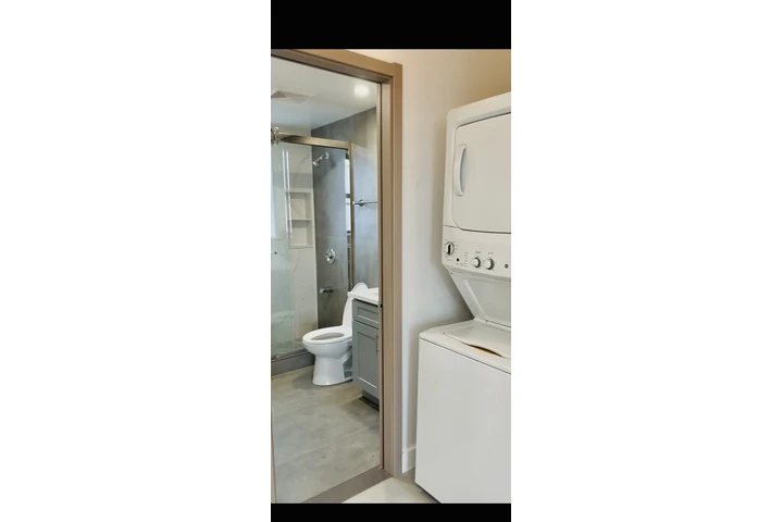 $3200 : APARTAMENTO DE LUJO image 1