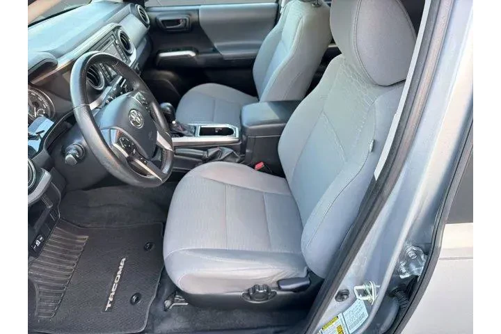 $23999 : Toyota Tacoma 2017 4x4 TRD O image 5