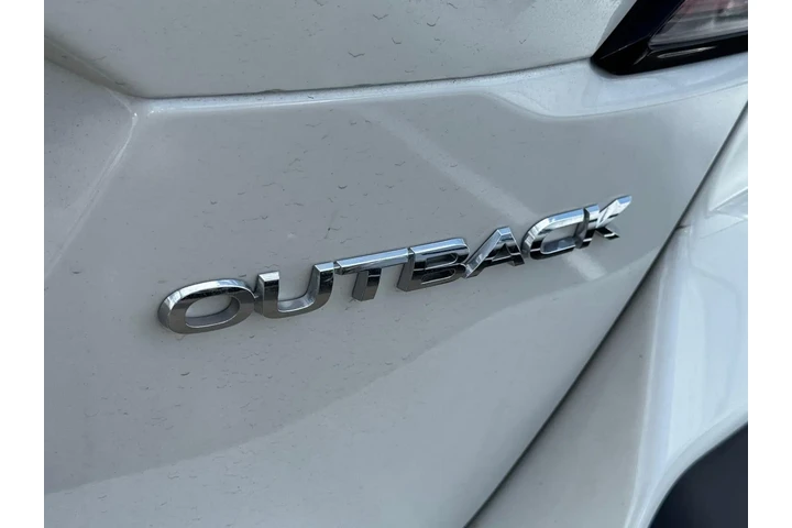 $28995 : Subaru Outback 2024 AWD Limi image 3
