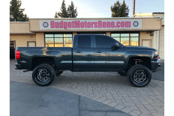 $23990 : 2017 Silverado 1500 LT Double image 2
