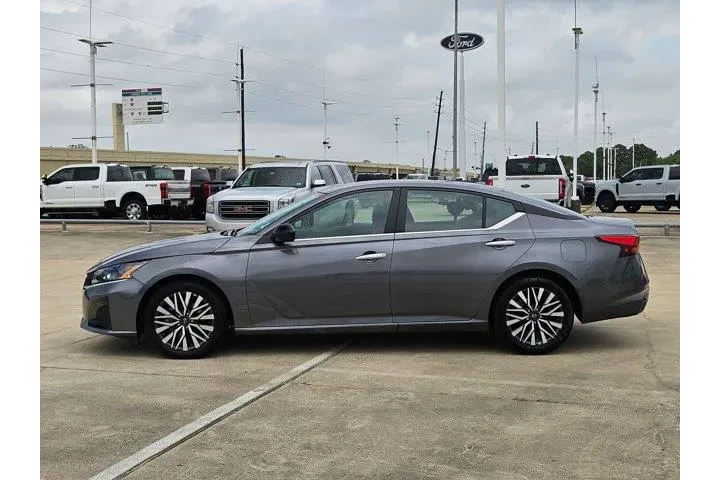 $19275 : Nissan Altima 2025 2.5 SV 4d image 6