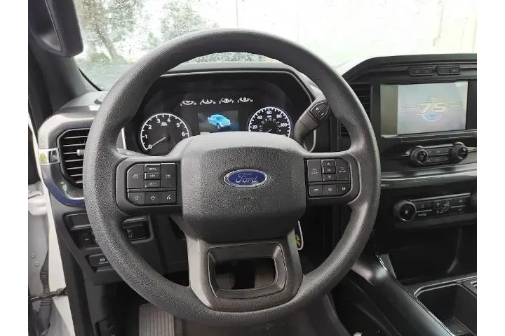 $38085 : Ford F-150 2023 4x2 XL 4dr S image 6