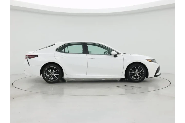 $26998 : Toyota Camry Hybrid 2022 SE image 7