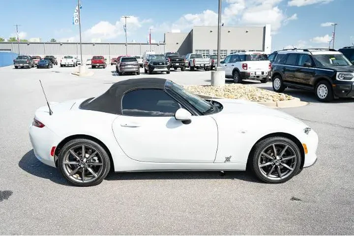 $19874 : Mazda MX-5 Miata 2016 Grand image 10