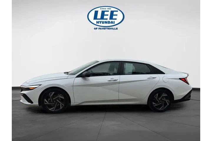 $22865 : Hyundai ELANTRA 2025 SEL Spo image 3