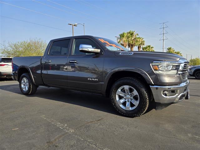 $36776 : Pre-Owned 2022 1500 Laramie image 1