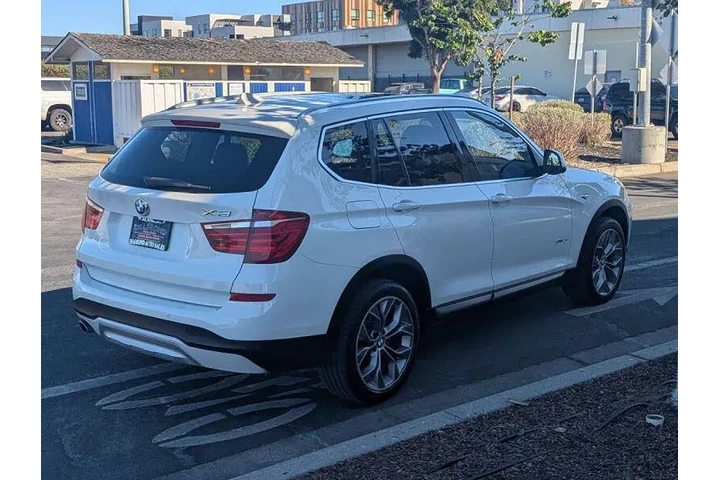 $11988 : 2015 X3 xDrive28d image 5