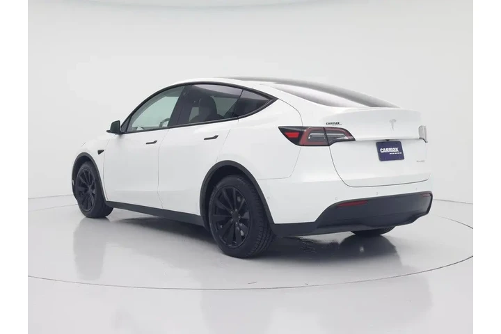 $29998 : Tesla Model Y 2022 AWD Long image 2
