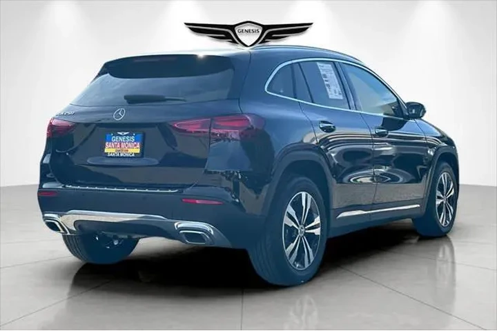 $31998 : Mercedes-Benz GLA 2025 GLA 2 image 4