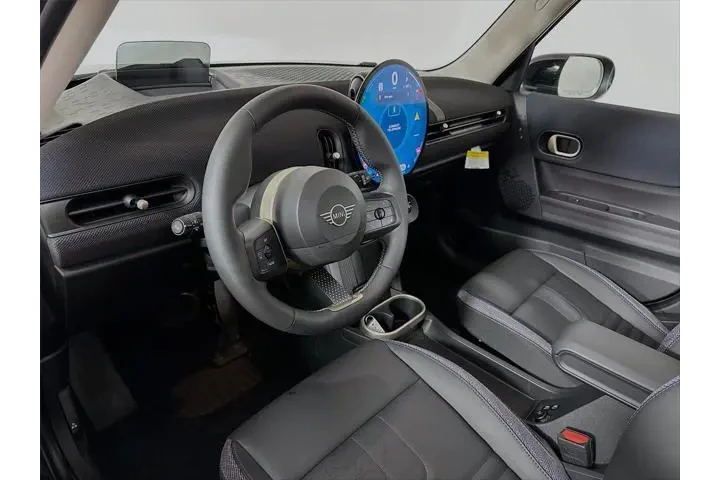 $29500 : MINI Hardtop 4 Door 2025 Coo image 9