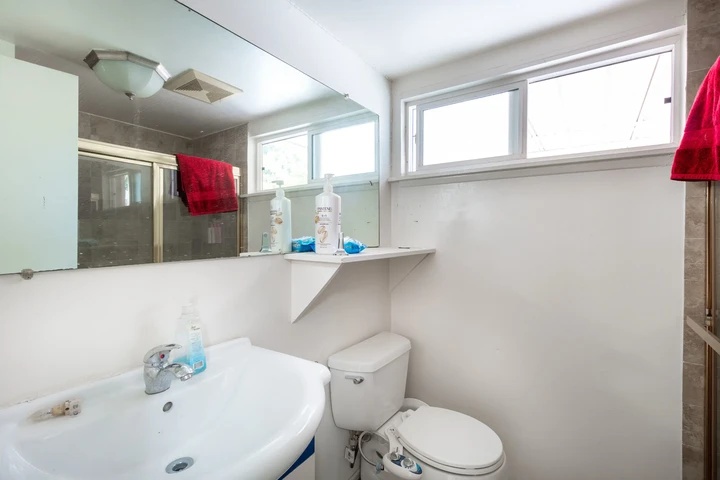 $4750 : 4 bedroom house for rent image 8