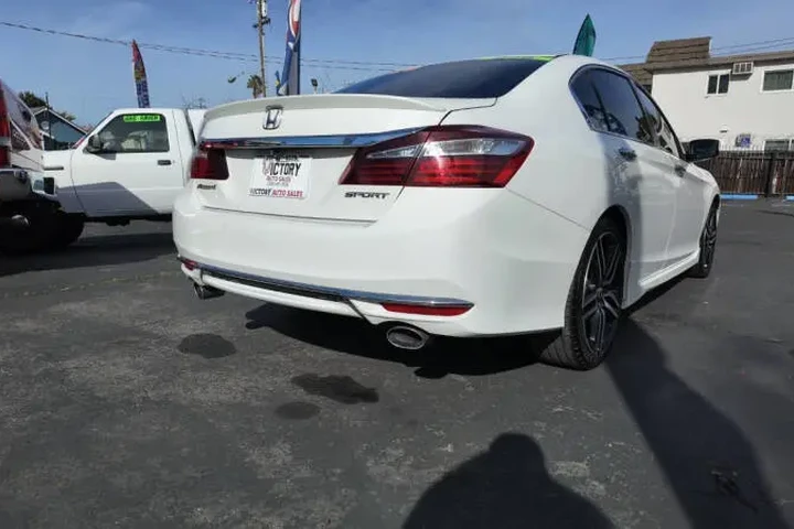 2016 Accord Sport w/ Sensing image 8