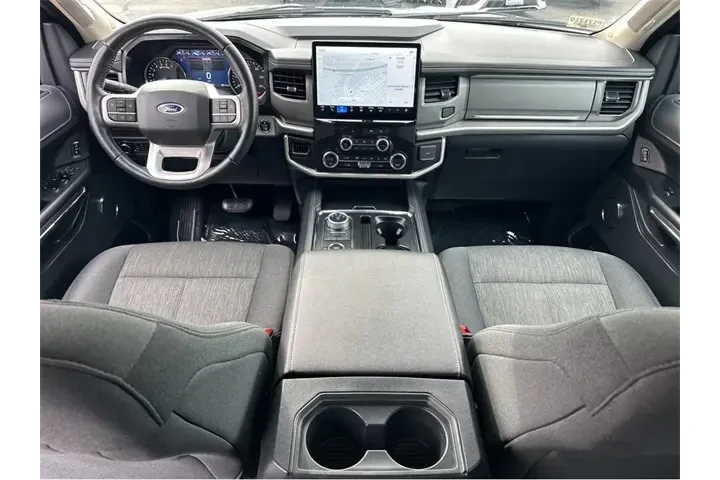 $38500 : Ford Expedition 2022 4x4 XLT image 8