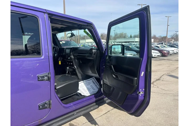 $18980 : 2017 Wrangler Unlimited 4WD 4 image 7