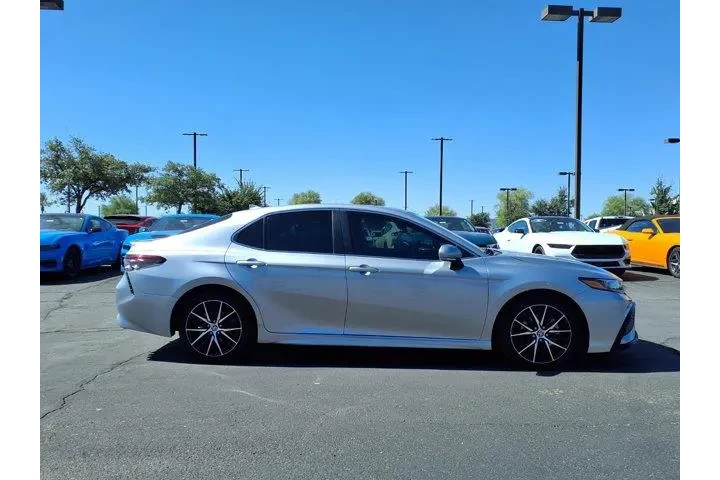 $24879 : Toyota Camry 2022 SE 4dr Sed image 7
