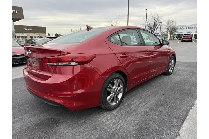 $10995 : Hyundai ELANTRA 2017 Value E image 3