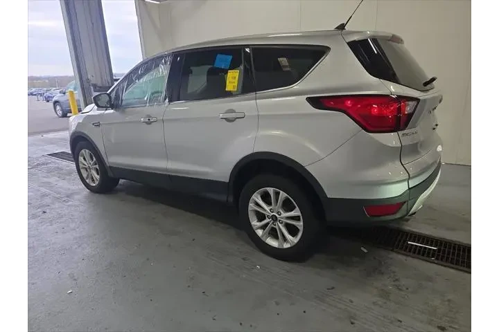 $16699 : Ford Escape 2019 AWD SE 4dr image 4