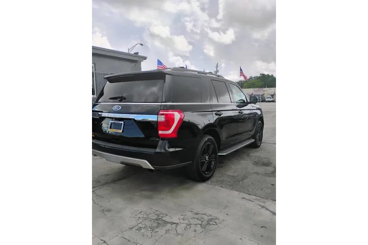 $14350 : 2018 Expedition XLT image 6
