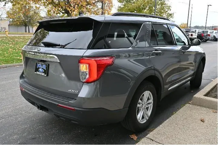 $19988 : Ford Explorer 2021 AWD XLT 4 image 5