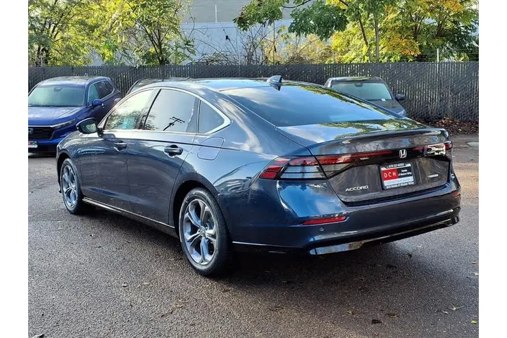 $26737 : Honda Accord Hybrid 2024 EX- image 7